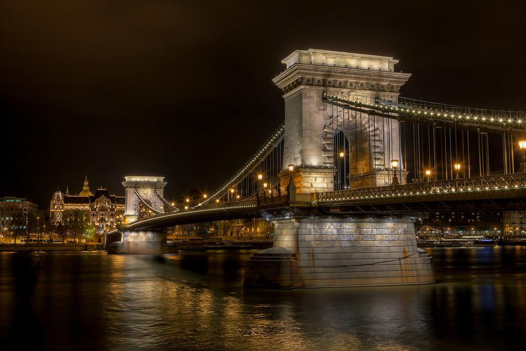 Luxury Downtown Apartments Budapest Exterior photo