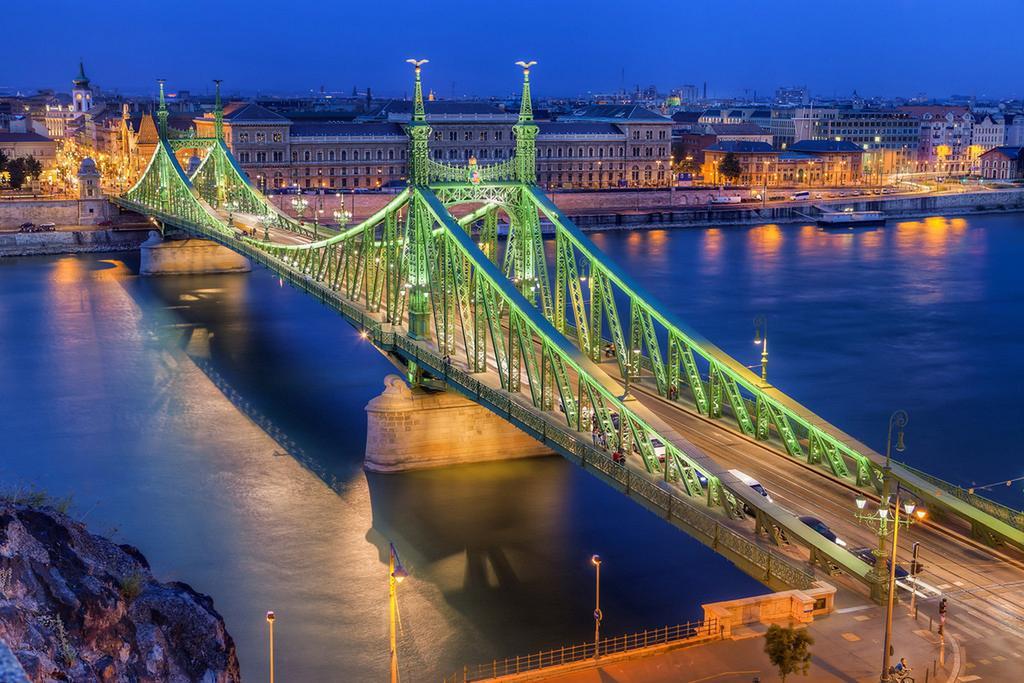 Luxury Downtown Apartments Budapest Exterior photo